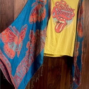 Rolling Stones Yellow Graphic Tee with Blue and Orange Kimono